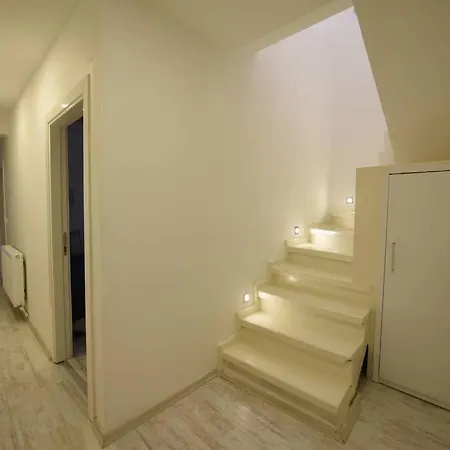 Marin Duplex - With A Private Garden *